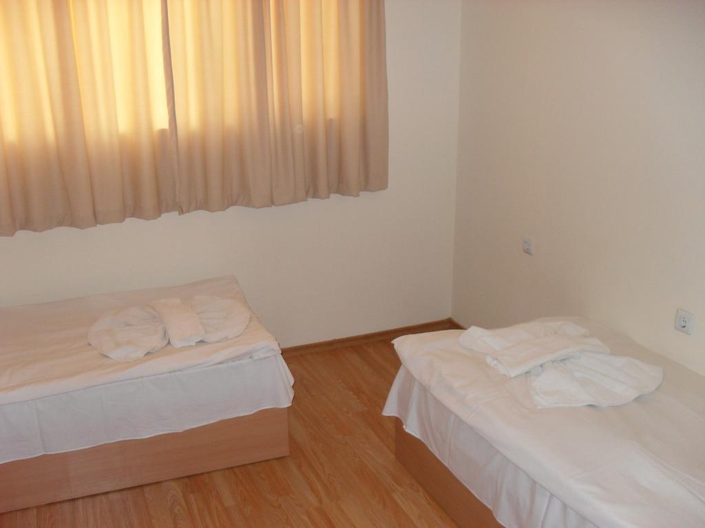 Apartment Rutland Ravda Pokoj fotografie