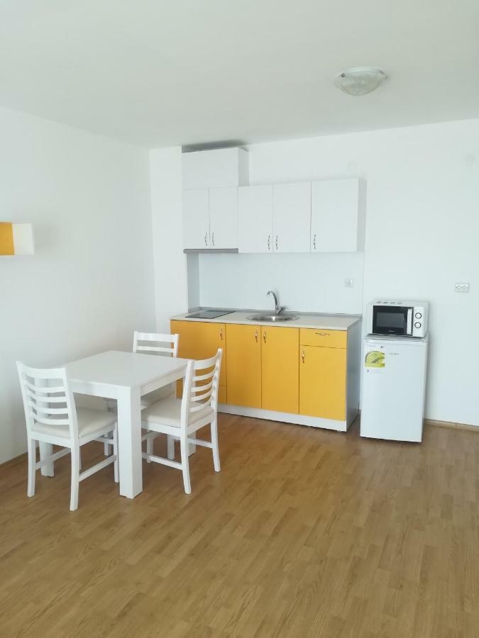 Apartment Rutland Ravda Exteriér fotografie