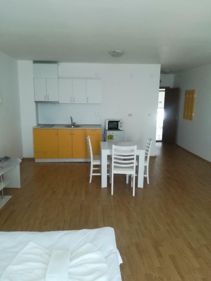 Apartment Rutland Ravda Exteriér fotografie